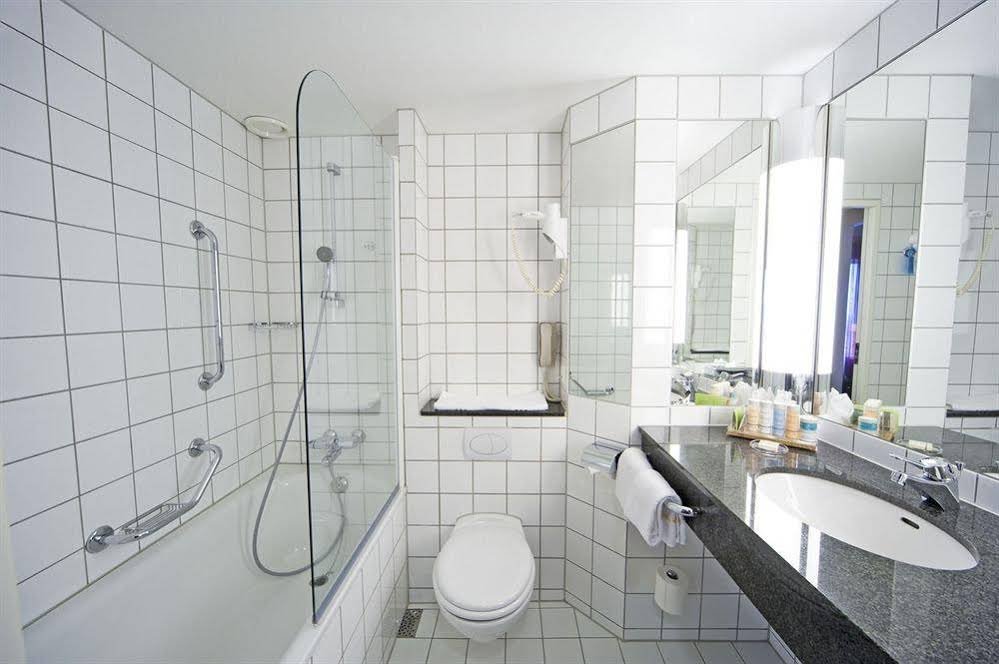 Фото Radisson Blu Hotel Nydalen, Oslo