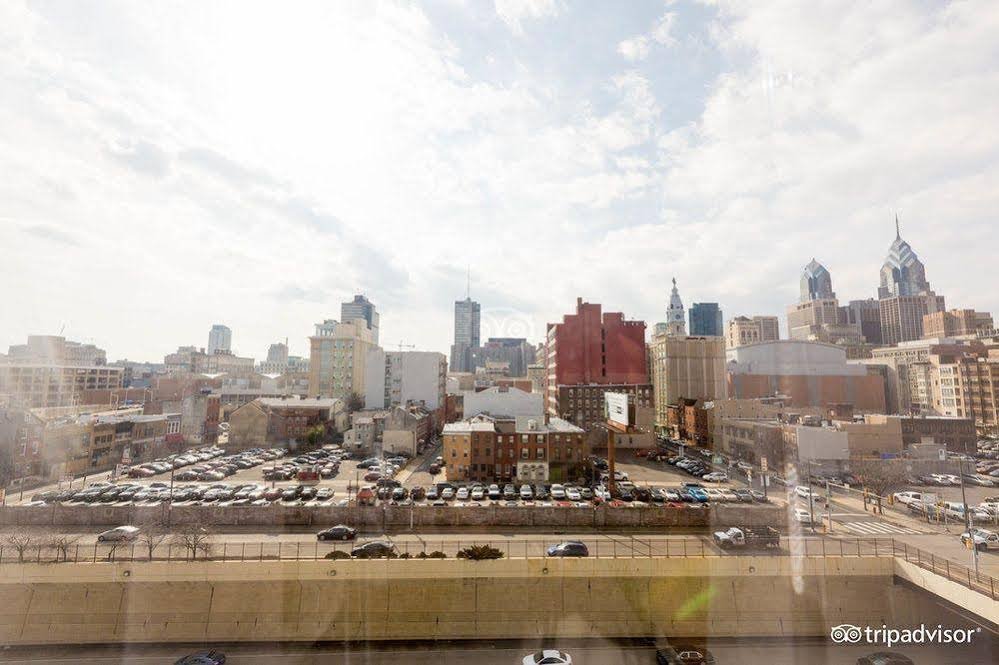 Фото Best Western Plus Philadelphia Convention Center Hotel