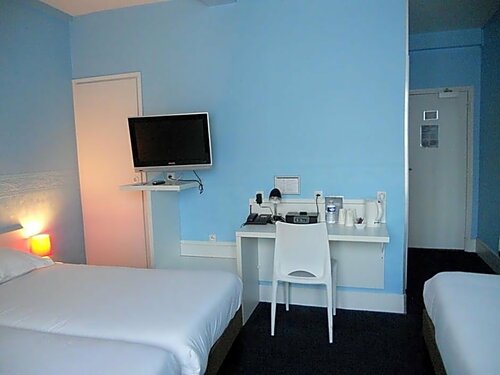 Гостиница The Originals City, Hotel Notre Dame, Rouen в Ле-Андели