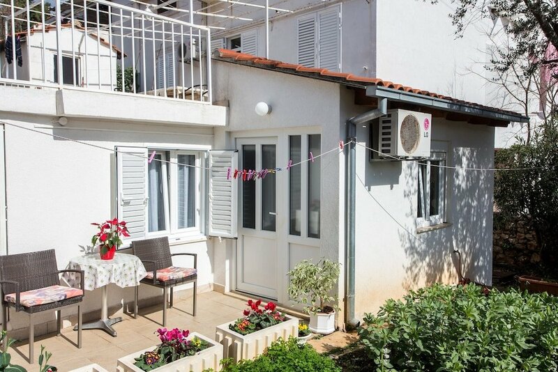 Гостиница Apartment Nadalina в Дубровнике