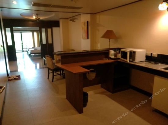 Фото Pattaya Loft Hotel