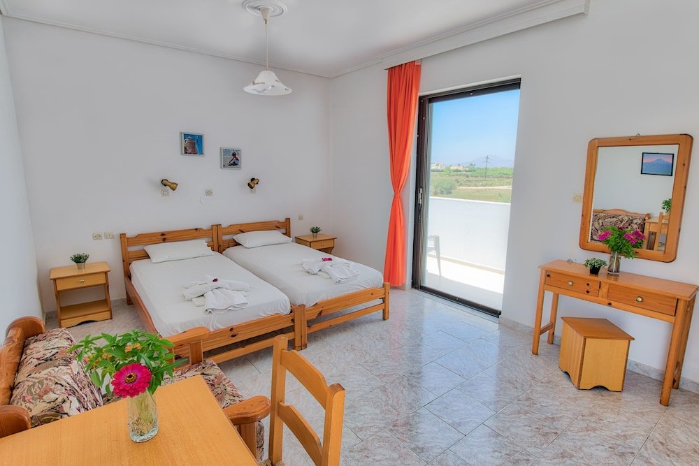 Фото Anthia Apartments