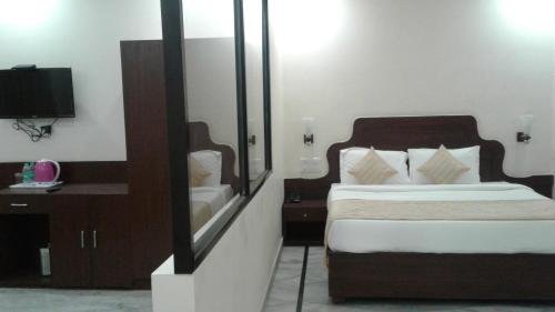 Фото Hotel Khajuraho Temple View