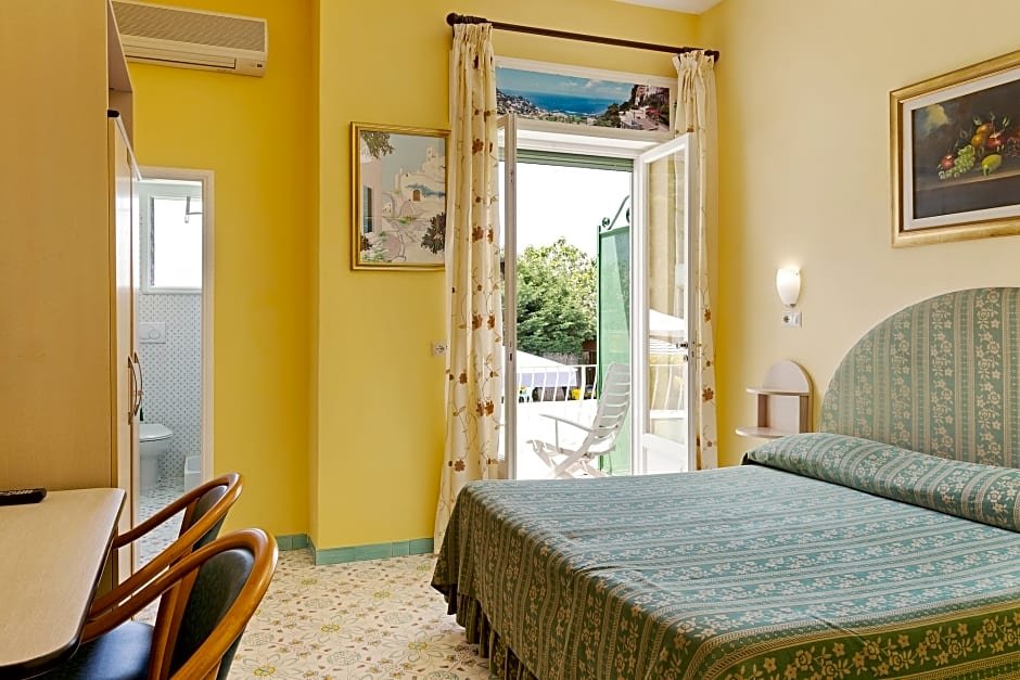 Фото Hotel Carmencita