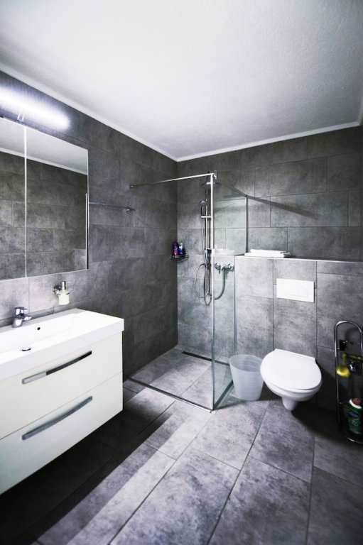 Фото Luxury Apartments by Livingdowntown