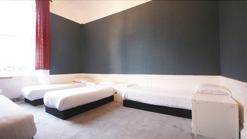 Фото Princes Street Edinburgh 2nd Floor