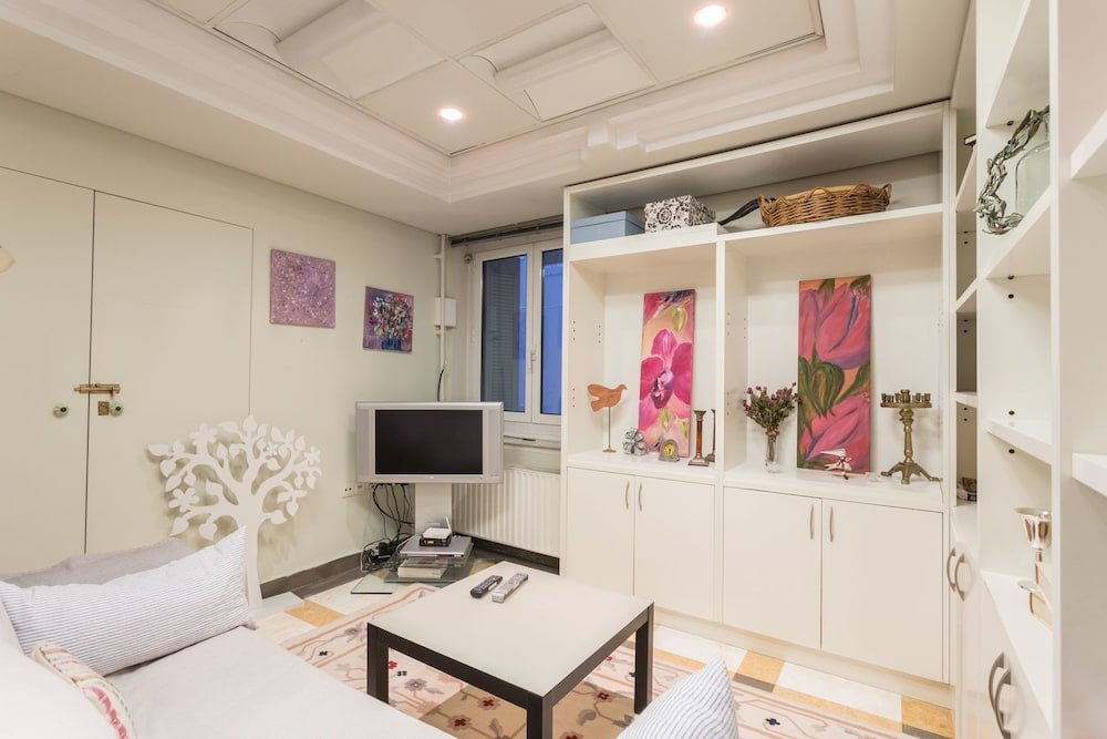 Фото Elegant 1bdr in top Kolonaki location