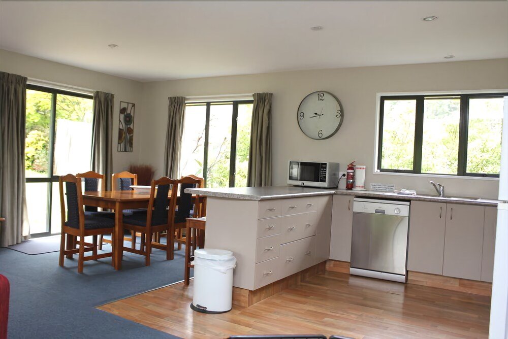 Фото 7 Bellbird Place