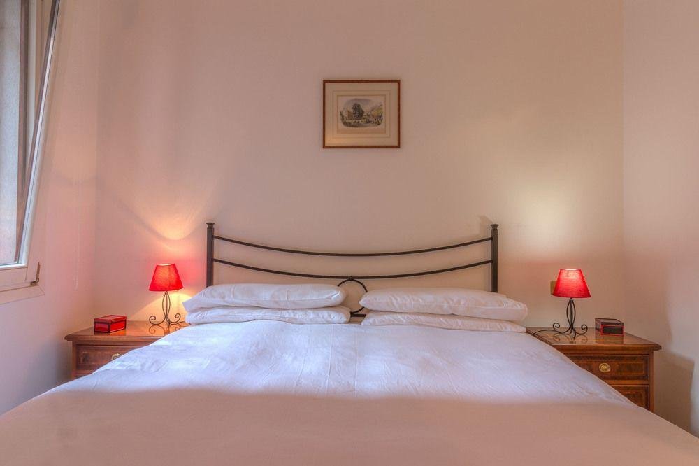 Фото Fenice Apartments in Venice