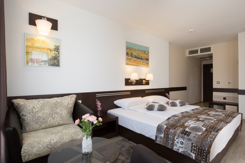 Фото Grami Hotel Sofia