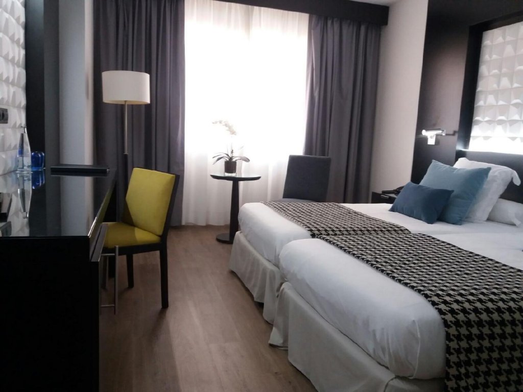 Фото Intelier Rosa