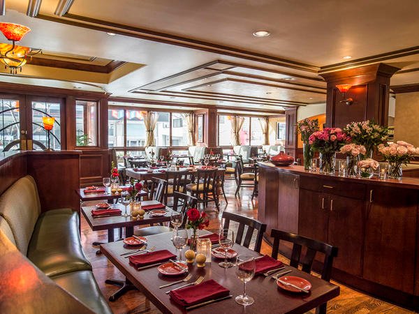 Фото Warwick Seattle