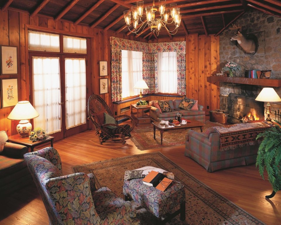 Фото Fairmont Jasper Park Lodge