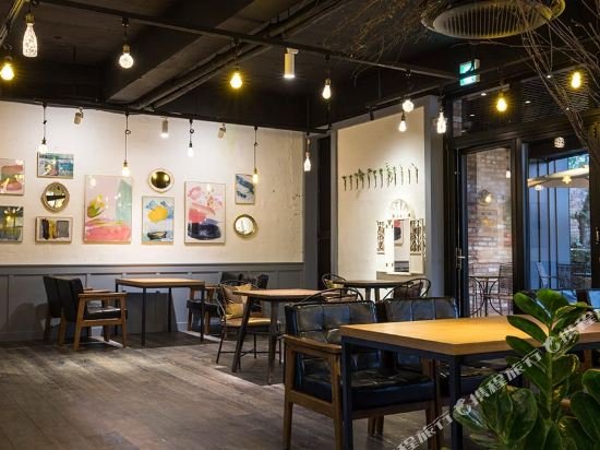 Фото Casaloma Hotel