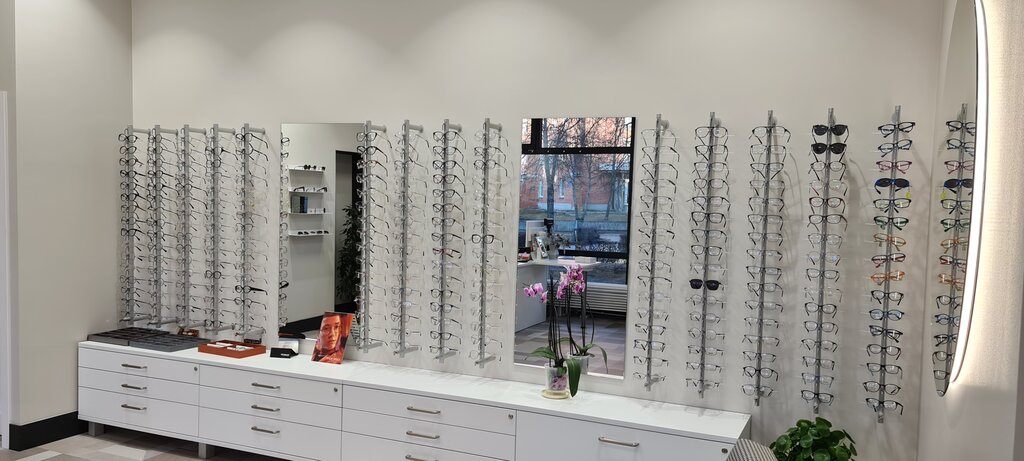 Opticial store Optika Visaginas, Visaginas, photo
