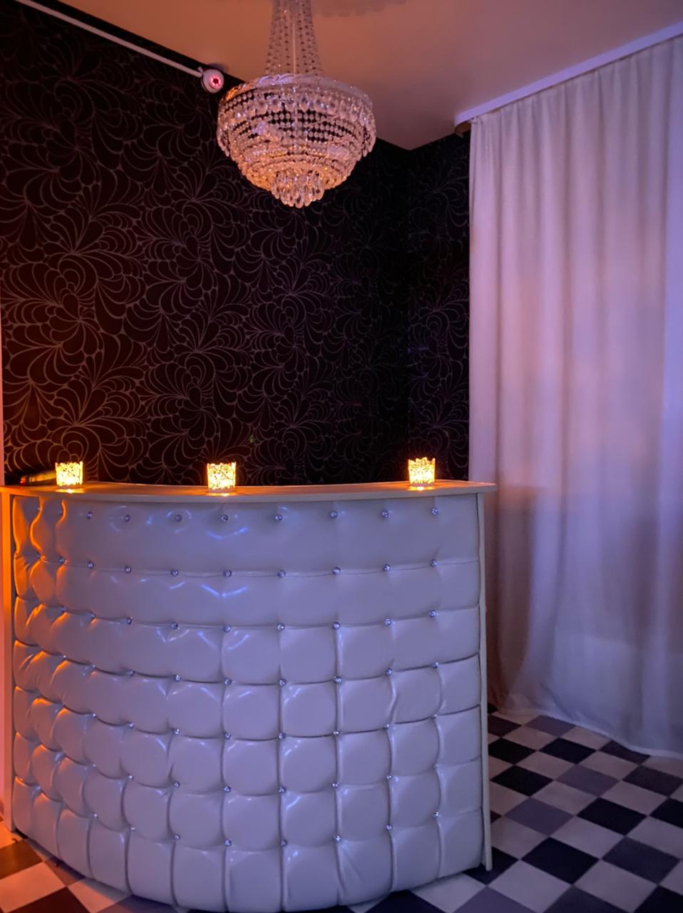 Castle: әдемі секс-оргия порно онлайн аудармасымен қараңыз