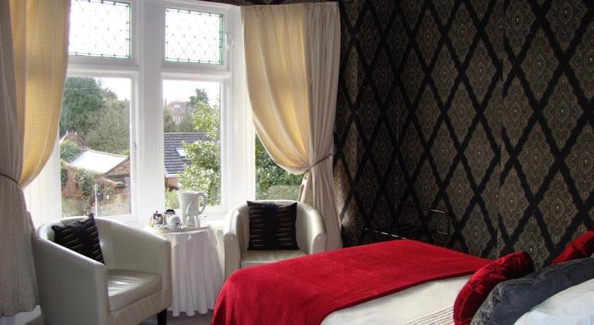 Фото St George's Guesthouse