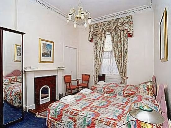 Фото Menzies Guest House