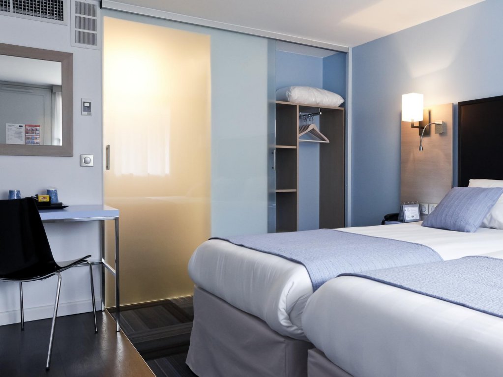 Фото Kyriad Lyon Sud Sainte Foy