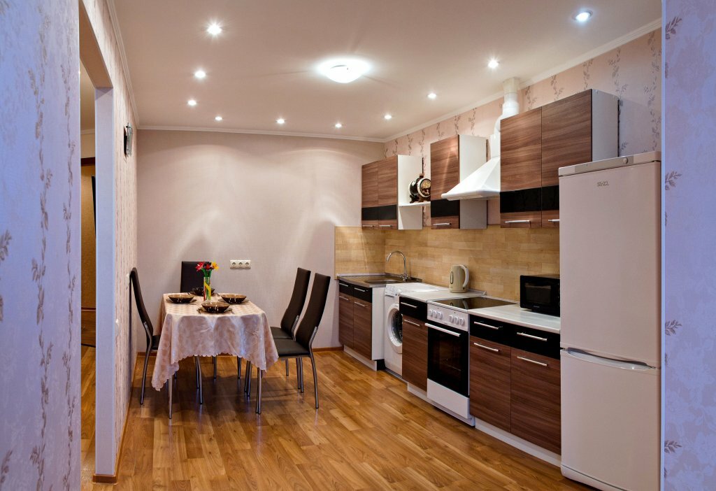 سكن للإيجار اليومي Chernyshevskogo 2b/2 Apartments ، تيومين، صورة