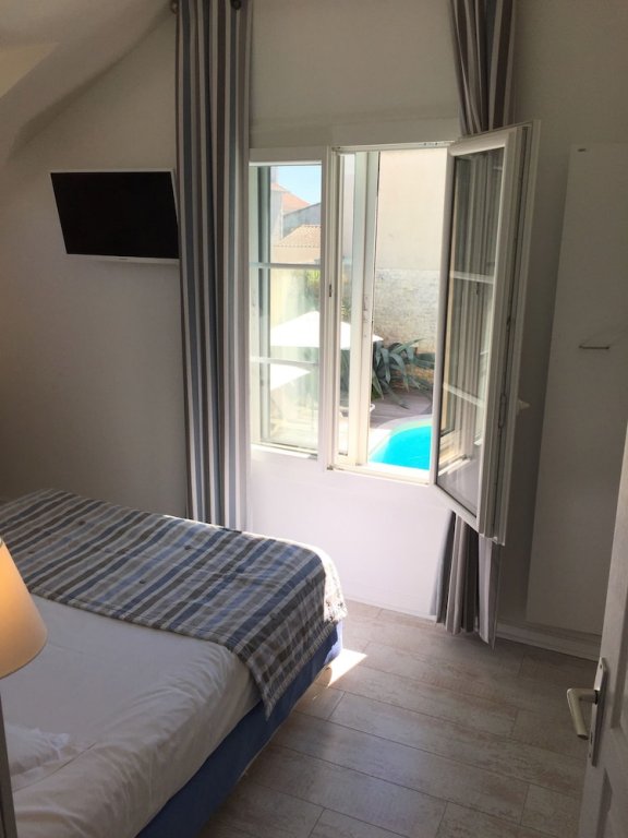 Фото Hotel Le Square