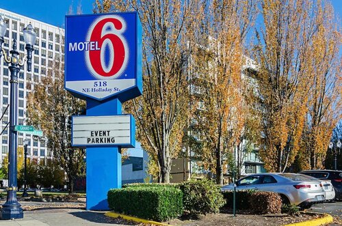 Гостиница Motel 6 Portland Downtown - Convention Center