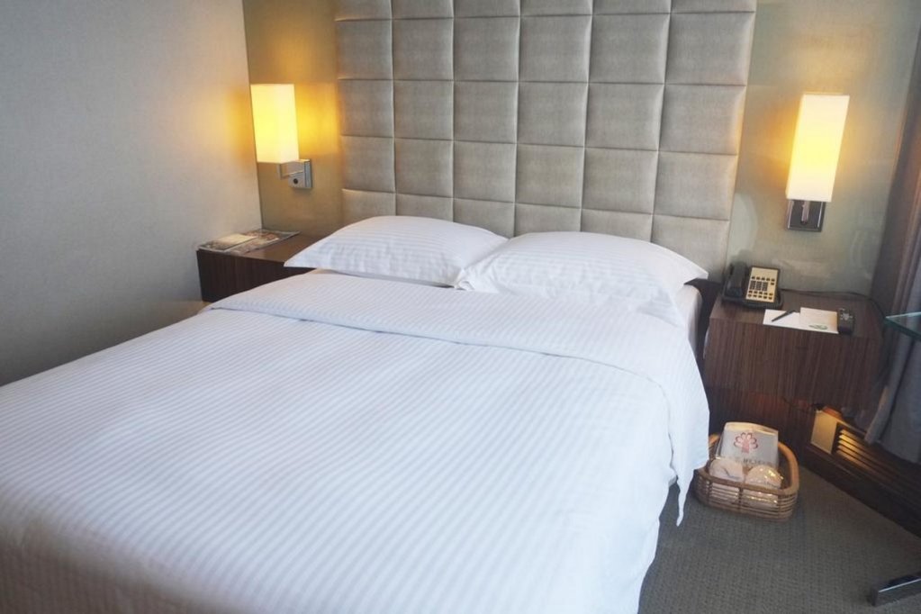 Фото The Kowloon Hotel