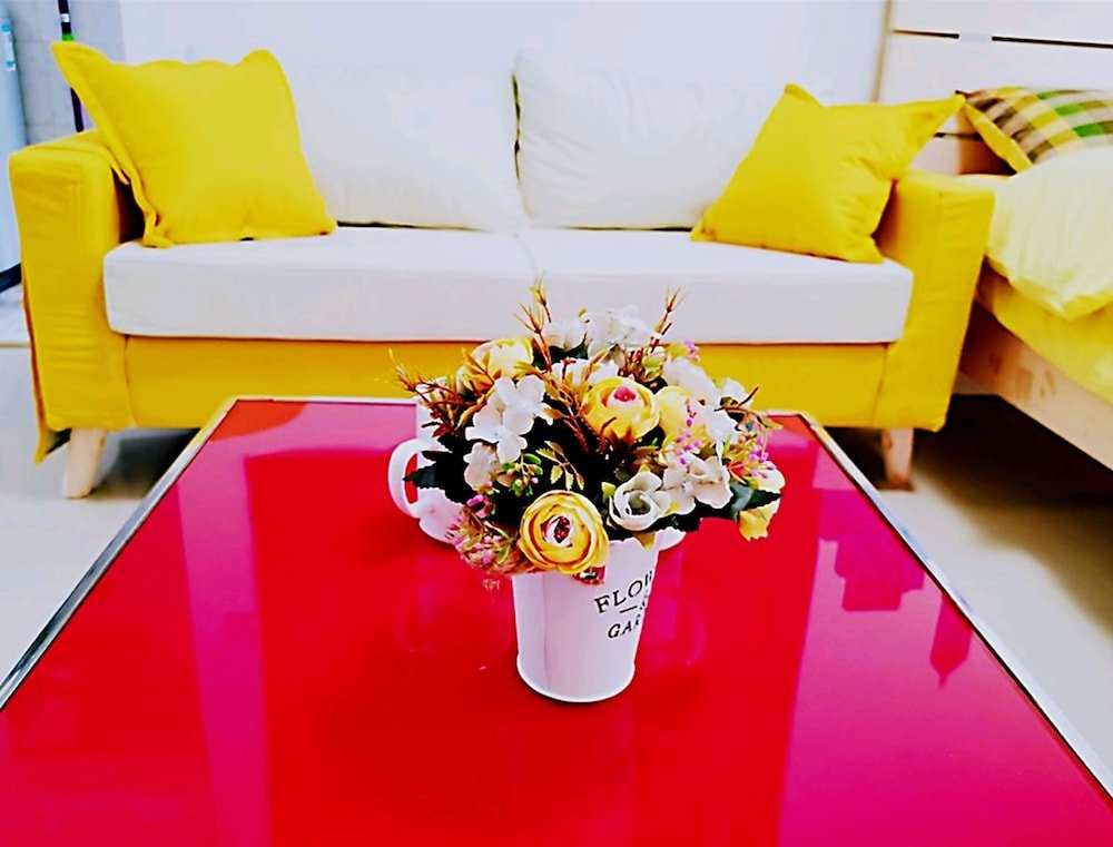 Фото Avatar Fireworks Queen Bed Studio in Center Futian