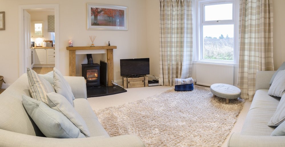 Фото White Cottage