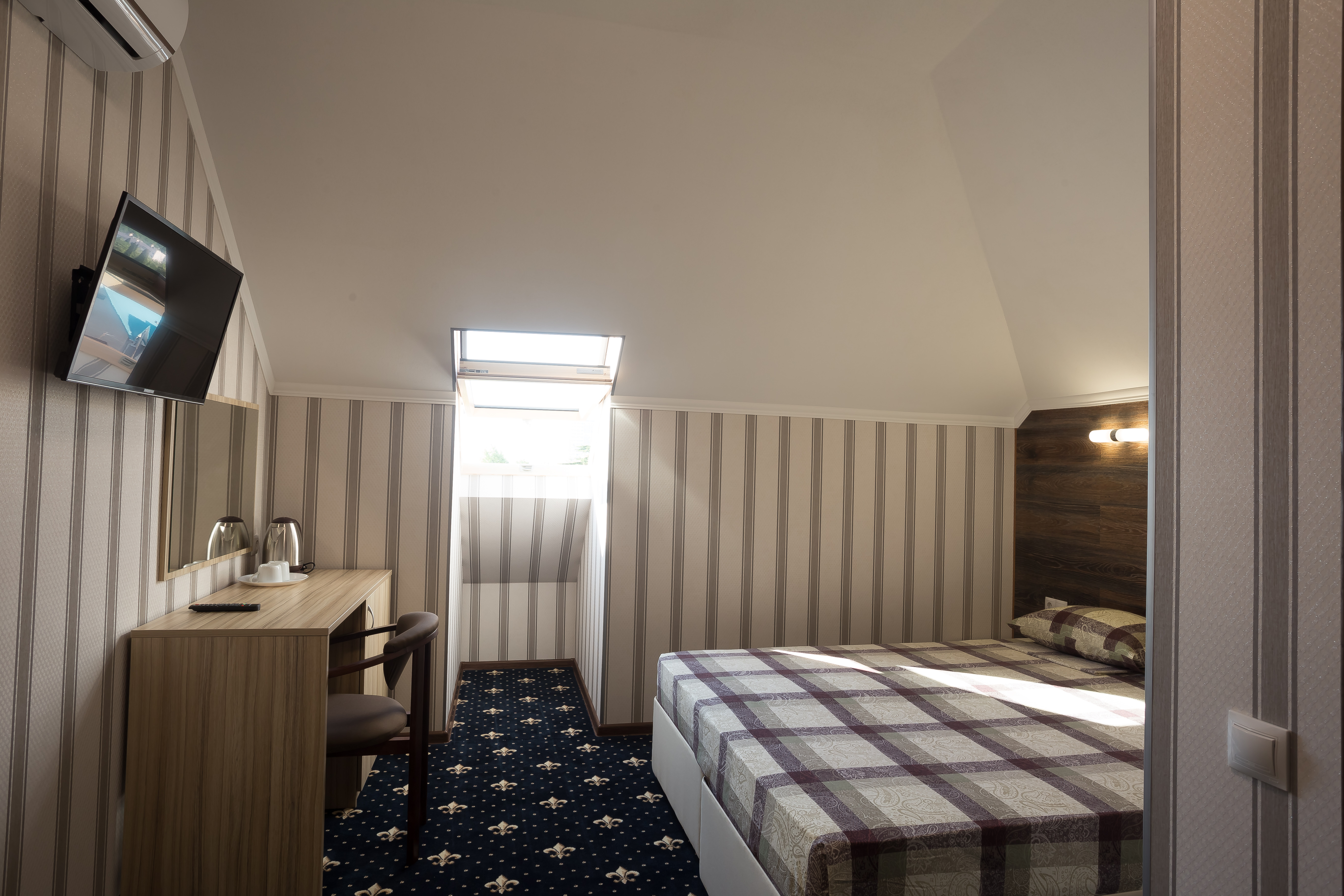 Фото Солнечный