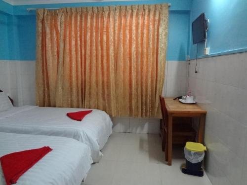 Фото Capitol 3 guest house