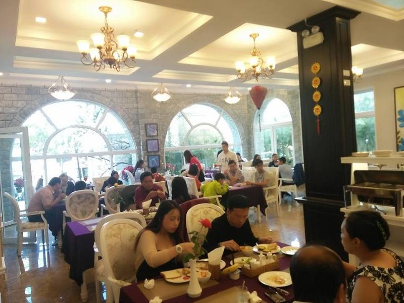 Фото Отель Du Lys Dalat