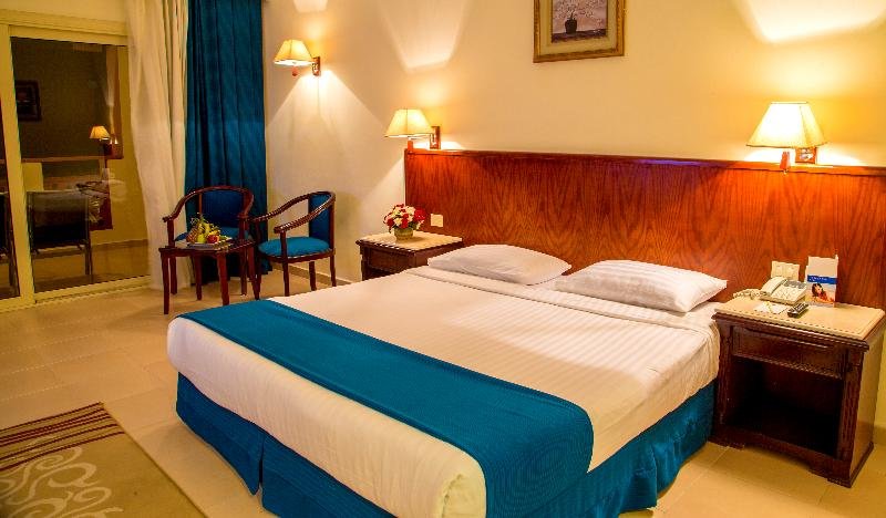 Фото Serenity Alpha Beach