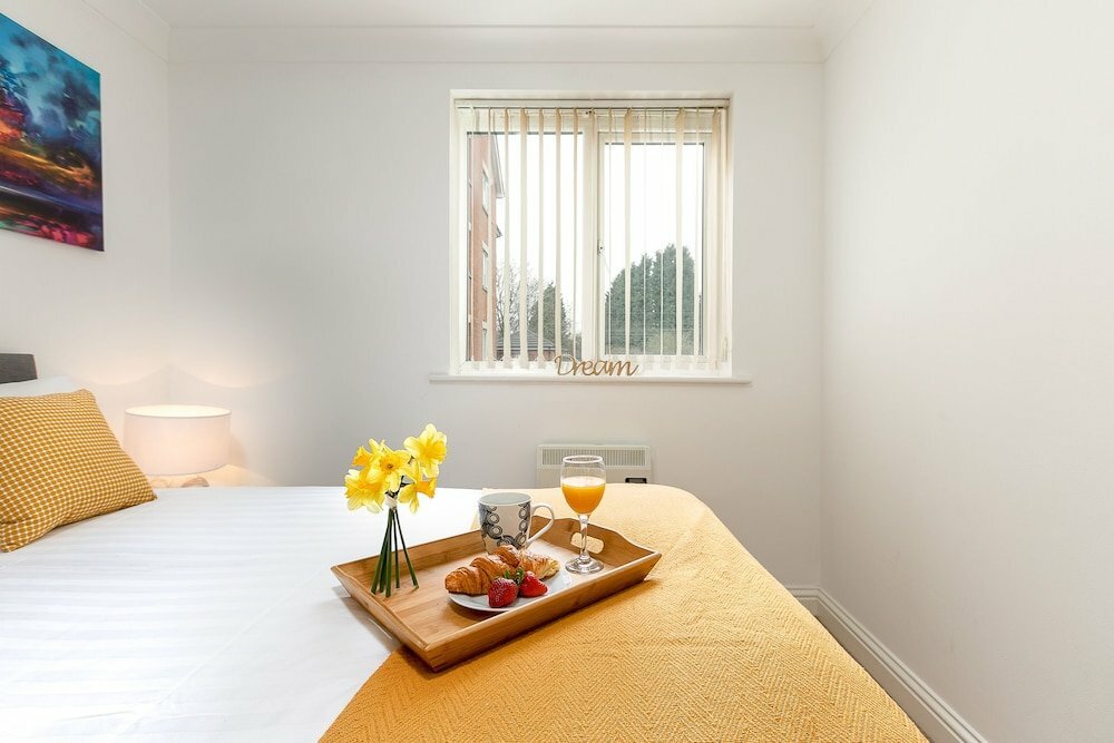 Hotel Kvm - Peacock Apartment, Peterborough, photo