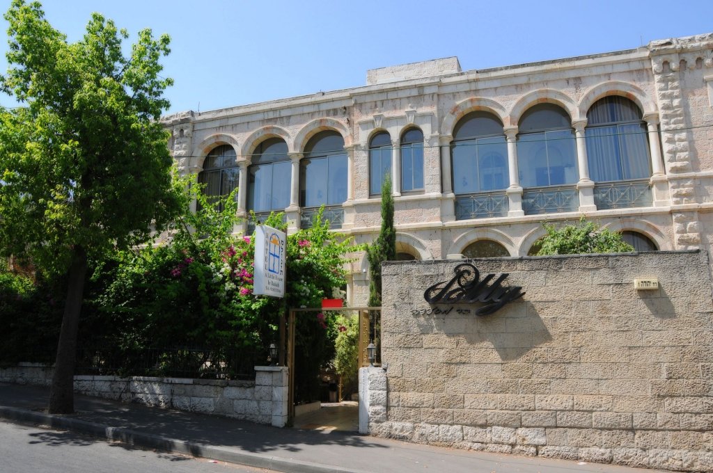 Фото отеля 1