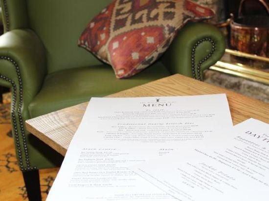 Фото Marlborough Arms Hotel