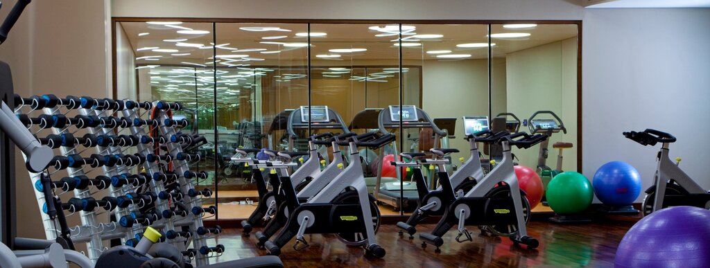 منتجعات النادي الصحي الرجالي بفندق الفيصلية ، الرياض، صورة