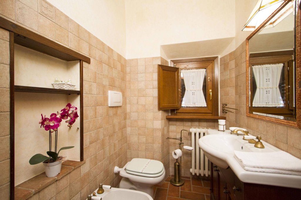 Фото Agriturismo Rocca Di Pierle