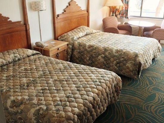 Фото Ambassador Inn