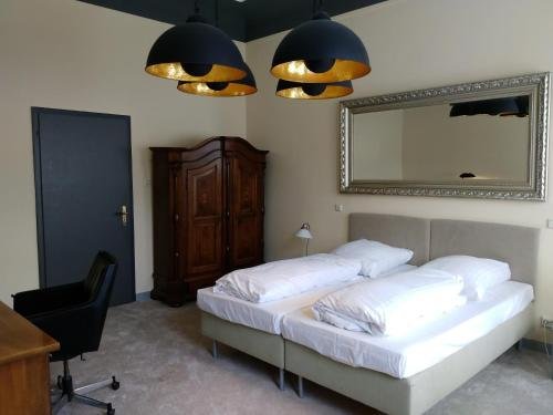 Фото Wasserturm Hotel