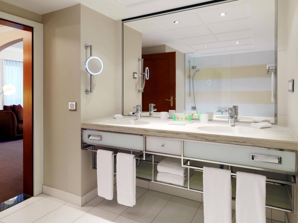 Фото The Bellevue Hotel, in The Unbound Collection by Hyatt