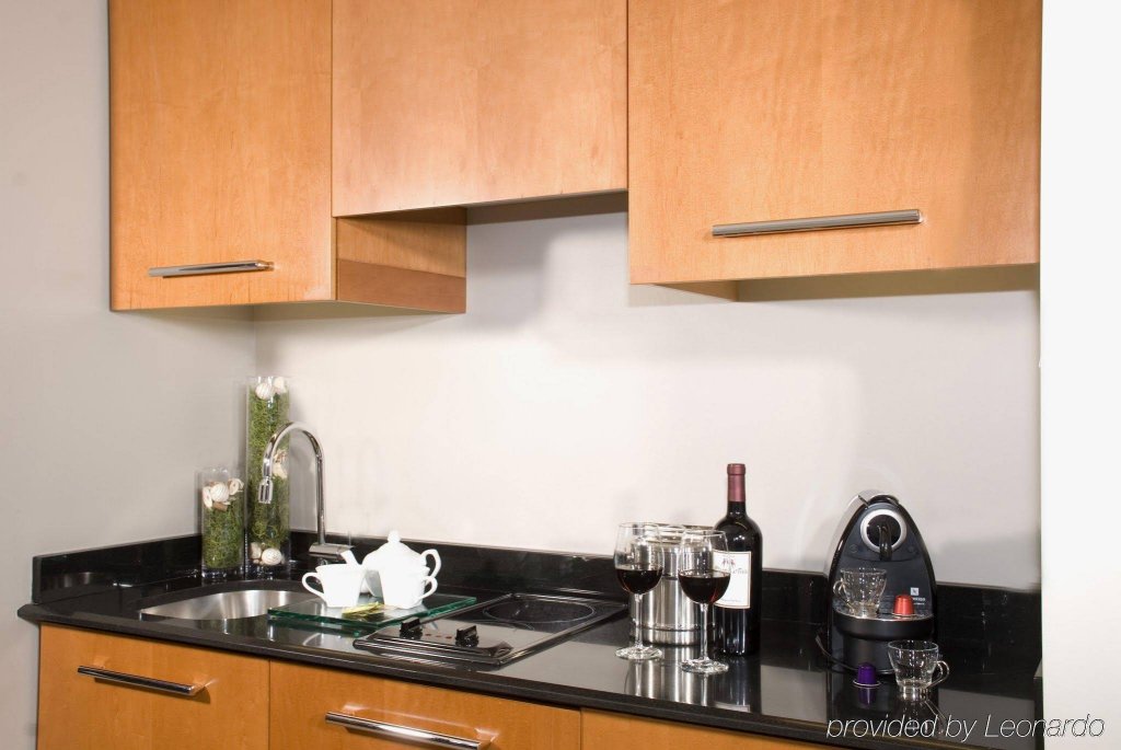 Фото Warwick Le Crystal - Montréal