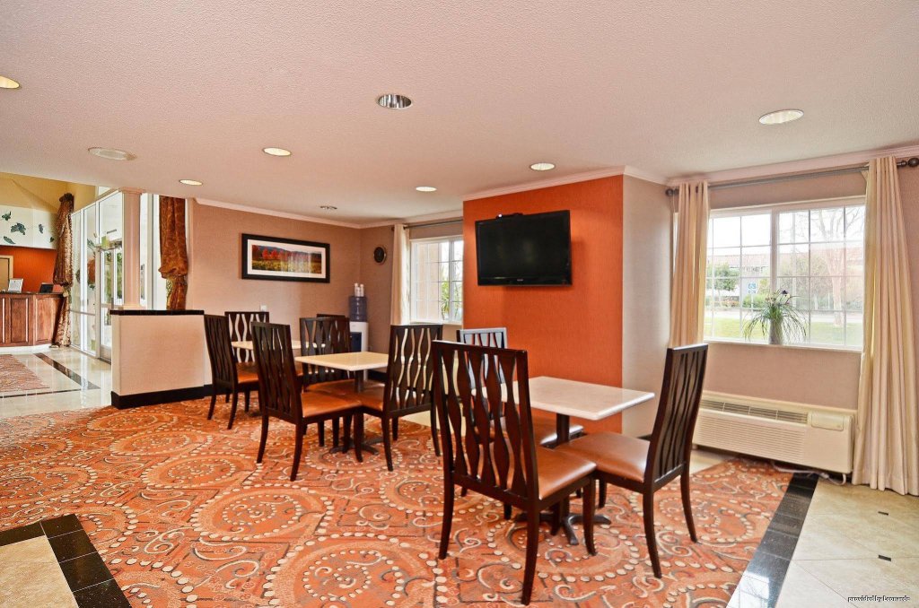 Фото Best Western Plus Vineyard Inn