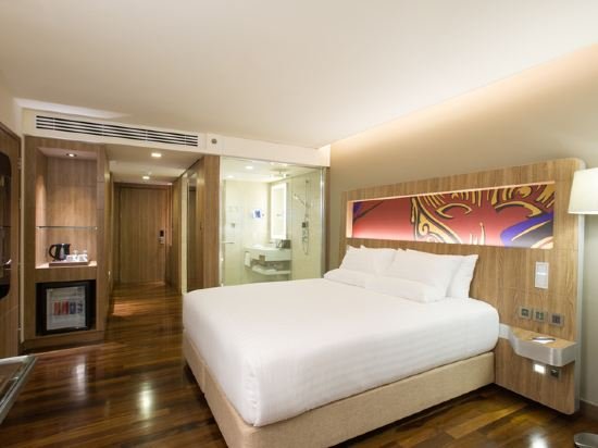 Фото Novotel Bangkok Sukhumvit 20