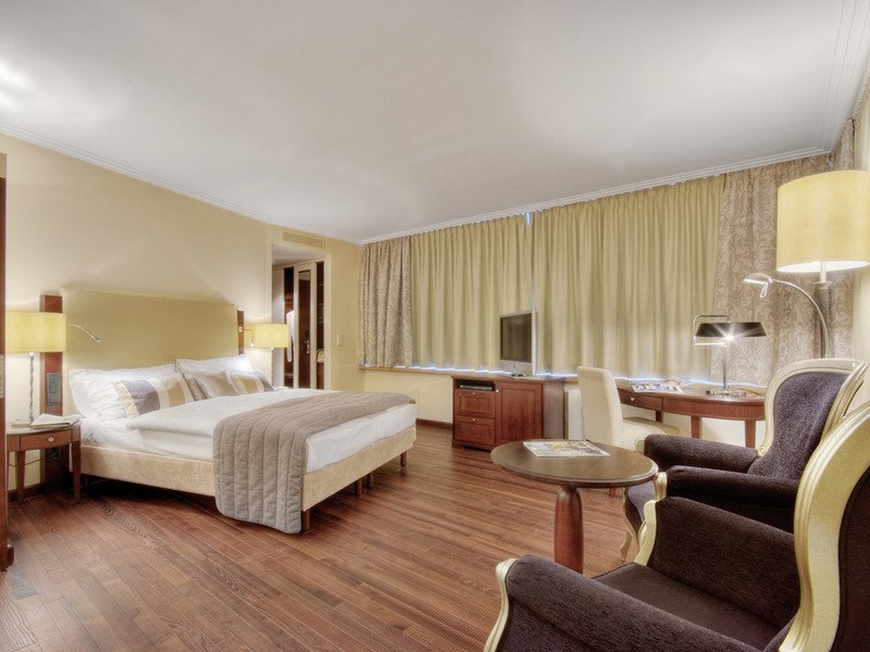 Фото Lebenberg Schlosshotel-Kitzbühel