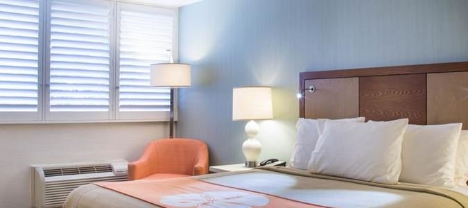 Фото Gateway Hotel Santa Monica