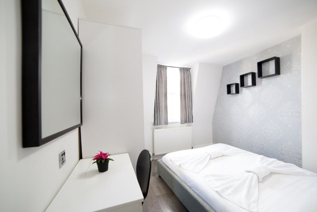 Фото Imperial Court Studios