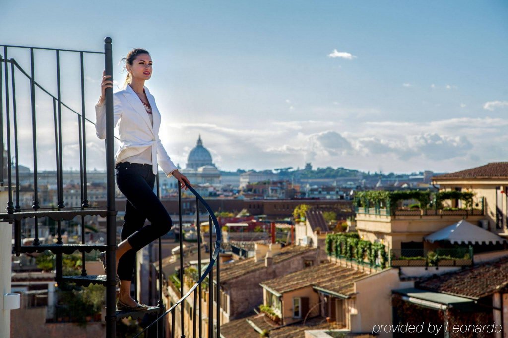 Фото The Inn at the Spanish Steps 