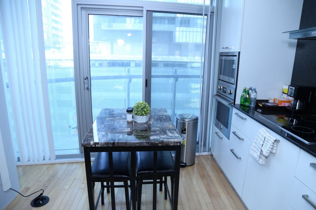 Фото Plush Residence Downtown