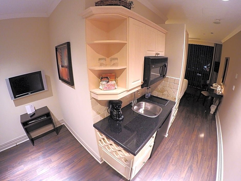 Фото Grand Hotel & Suites